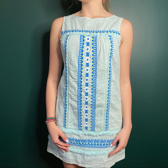 Vineyard Vines Embroidered Shift Dress - Picture 1 of 16